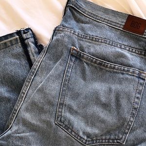 straight cropped jeans